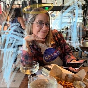 Meet your Posher, Jenny